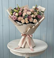 Букет цветов из:  Розы и Лизиантусы #REPLACE_PRED# Староюрьево