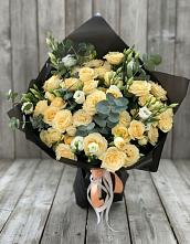 Букет цветов из:  Розы и Лизиантусы #REPLACE_PRED# Староюрьево