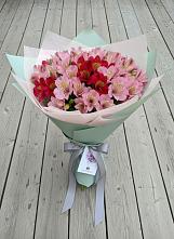 Букет цветов из:  Альстромерии #REPLACE_PRED# Староюрьево