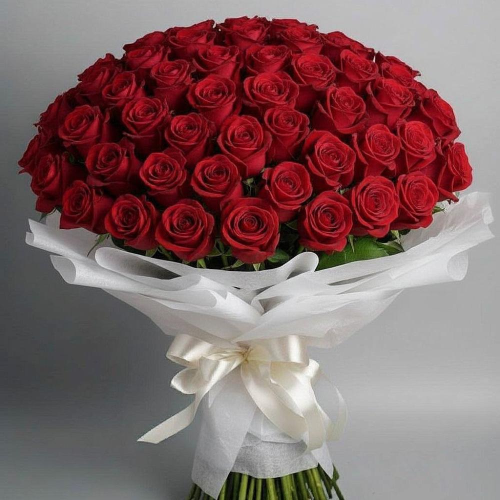 Букет 101 Красная роза Блэк Мэджик в Староюрьево