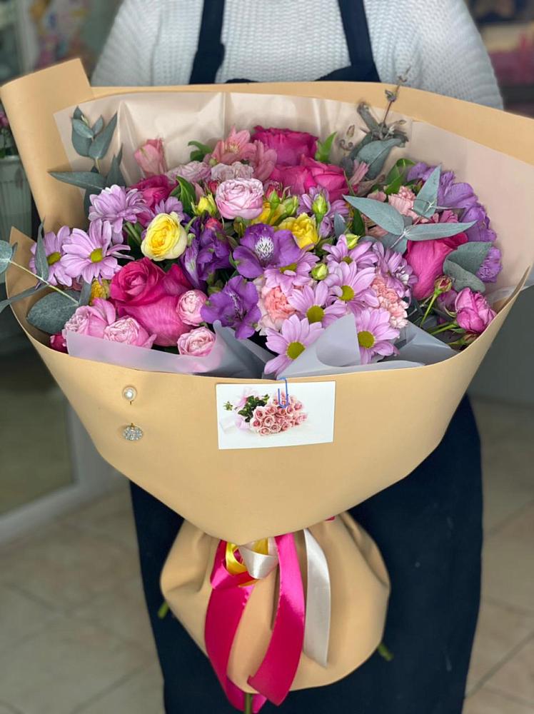 Букет цветов из: Хризантемы, Гвоздики и Альстромерии в Староюрьево