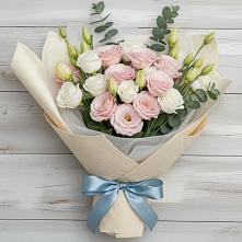 Букет цветов из:  Лизиантусы в Староюрьево
