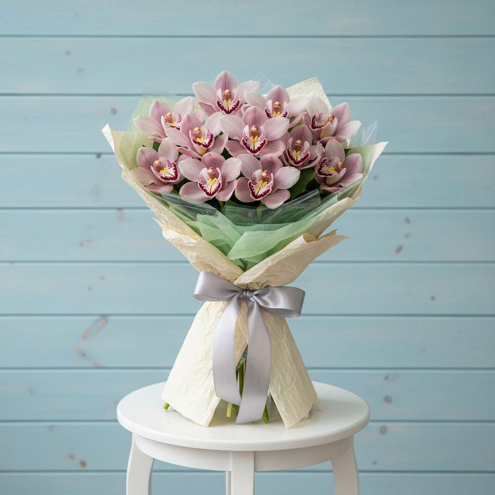 Букет цветов из: Орхидеи и Розы в Староюрьево