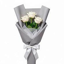 Букет 3 белые розы в Староюрьево