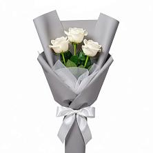 Букет 3 белые розы в Староюрьево