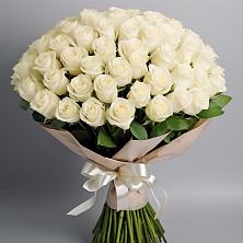 Букет 101 беля роза Белоснежка в Староюрьево