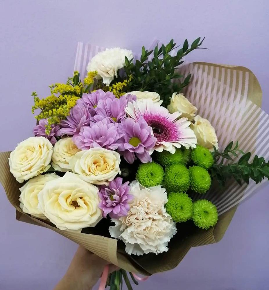 Букет цветов из: Хризантемы, Розы, Гвоздики и Герберы в Староюрьево