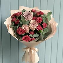 Букет цветов из:  Гвоздики и Розы в Староюрьево