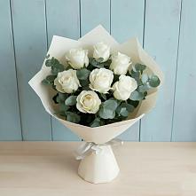 Букет Белые розы в Эвкалипте в Староюрьево