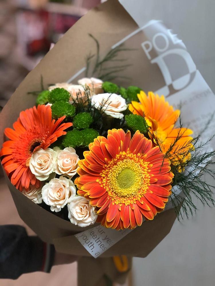 Букет цветов из: Герберы, Хризантемы и Розы в Староюрьево